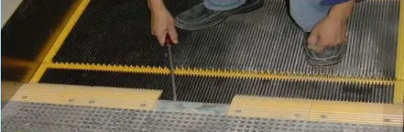 How many escalator safety protection devices do you know?